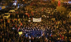 CHP Genel Başkanı Özgür Özel, 6 Şubat depremlerinin üçüncü yılında Adıyaman'da yapılan eyleme katıldı