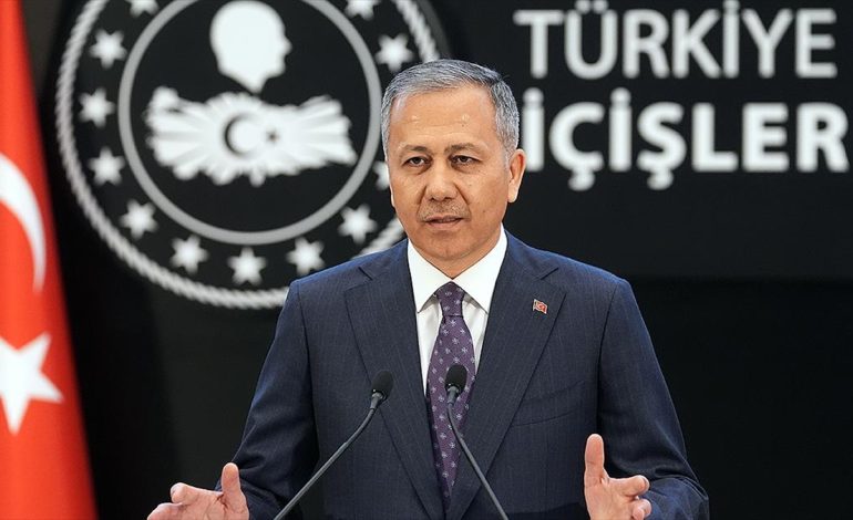 Hayat bakanın oğluna güzel