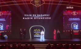 Devlet gücüyle sanatçılar aşağılandı