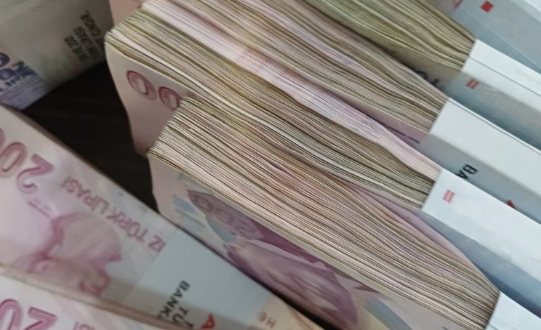 Patronlar 3 yılda İşsizlik Fonu’ndan 208 milyar TL aldı