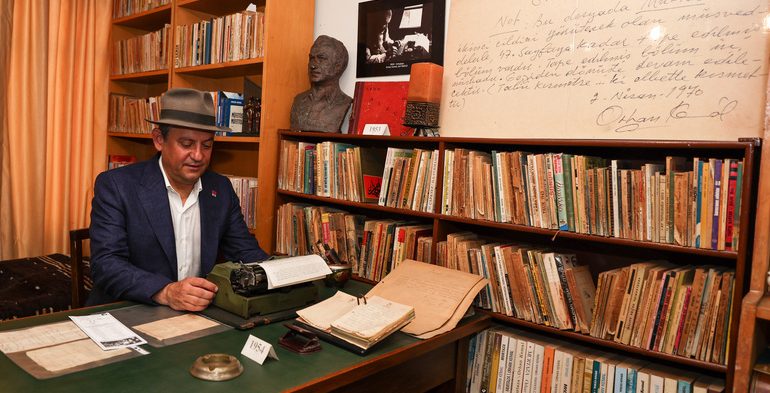 Özel’in derdini iyi anlatması yetecek mi?