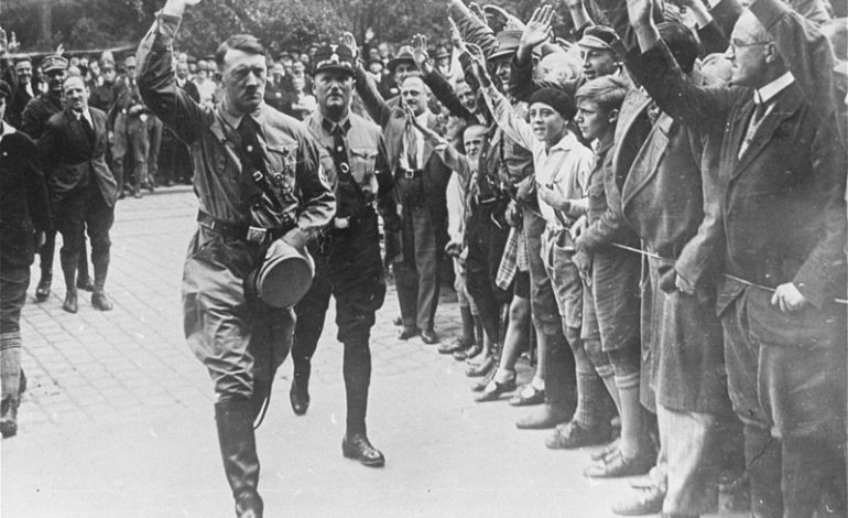 Hitler komünist miydi?