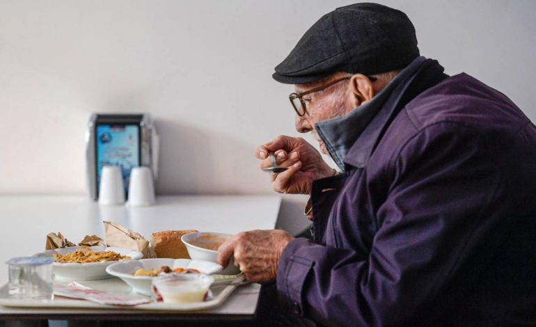 Bütçede öncelik gıda değil silah