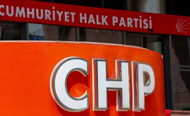 CHP 2026’da da meydanlarda: “Üç ayaklı mücadele” ve erken seçim vurgusu