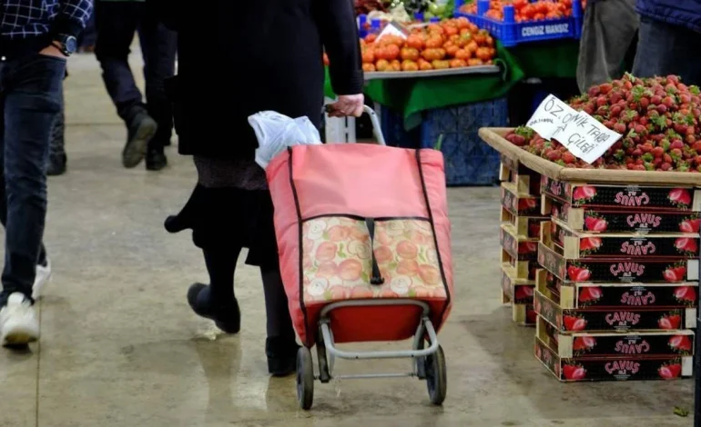 Ekonomiye güven zayıf