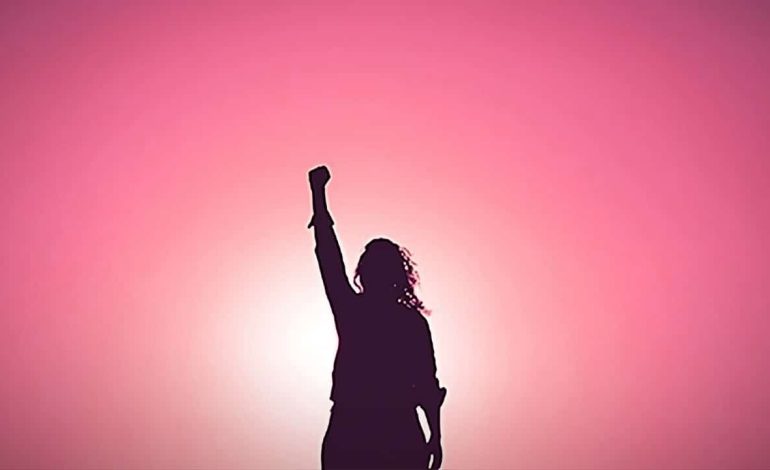 Kadınlar kendilerini tehlikelerden nasıl korumalı? Psikolojik ve bilimsel perspektif