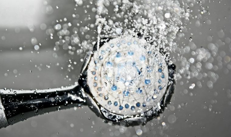 Bilim ne diyor: Sabah mı yoksa akşam mı duş almak lazım?