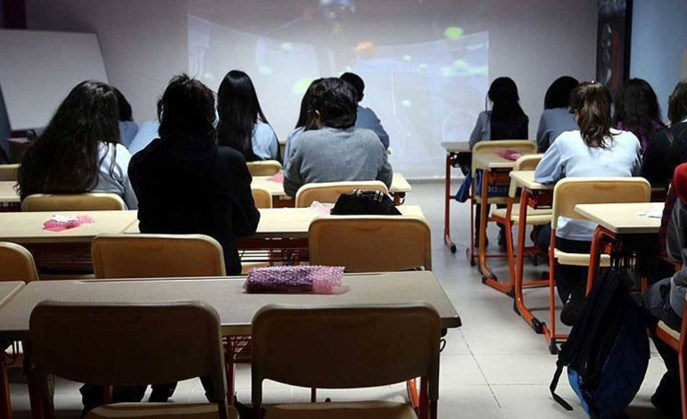 Okulda olmayan çocuklar, 77 ilin nüfusundan fazla