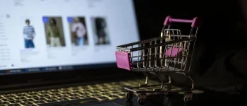 Online ithalat, şubat ayında frene bastı