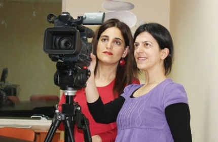 Sürtük Olmak Bu kadar Kolaysa Çaresine Bakalım!