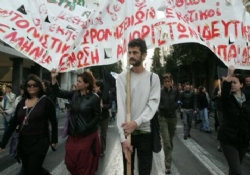 Yunanistan’da IMF’ye protesto