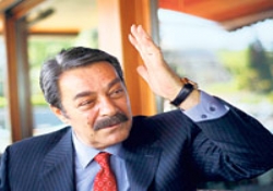 Kadir Baba da “İhsan Baba” okuyor!