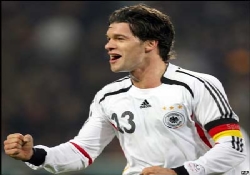 Almanya’da Ballack şoku!