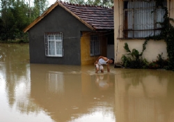Meteorolojiden sel uyarısı