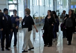 ABD’li tutukluların anneleri İran’da