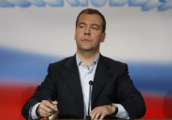Medvedev’den gökdelen yasağına destek