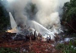 Pilot pisti ıskaladı: En az 160 ölü