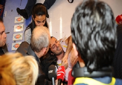 Kurultay’da yine izdiham