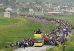 Milyonlar savaşa akıyor, işçiler ölüyor