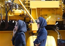 İran’da kural dışı giyinenlere ceza