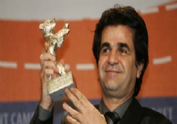 İranlı Yönetmen Panahi serbest bırakılıyor