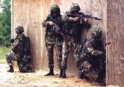 ABD ordusunda eşcinsel asker yasağına son