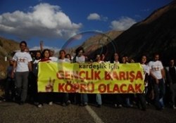 Devrimci gençler Zap Suyu’yla buluştu!