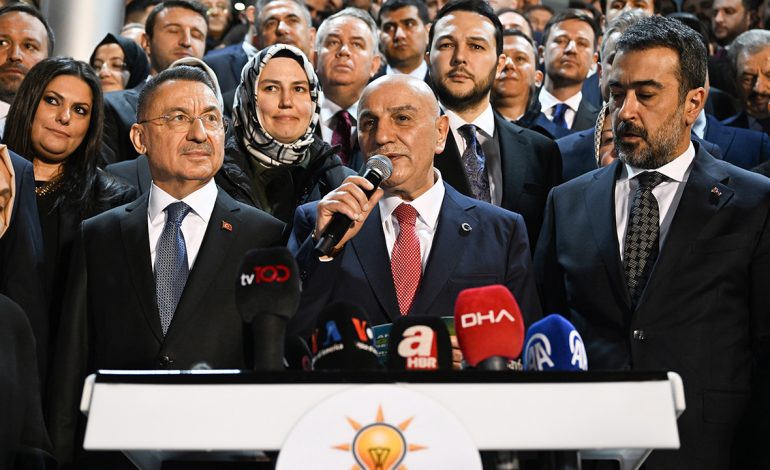 Kahrolsun emperyalist-siyonist barbarlık!