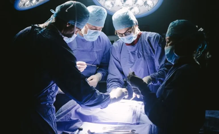 Türkiye sağlıkta rakiplerine fark attı! Yabancının tercihi Türk doktorları oldu