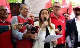 Ücret mücadelesi politik meseledir