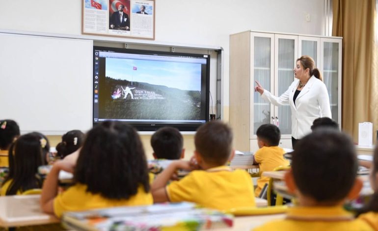 Zorunlu eğitimi kısaltma tartışması: Dünyada süre uzuyor, iktidar tersine gidiyor